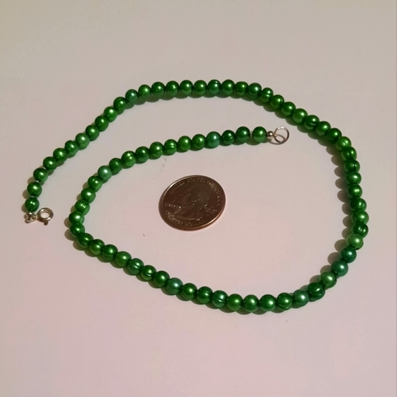 Green Culture Freshwater Pearl Necklace - Picture 4 of 5